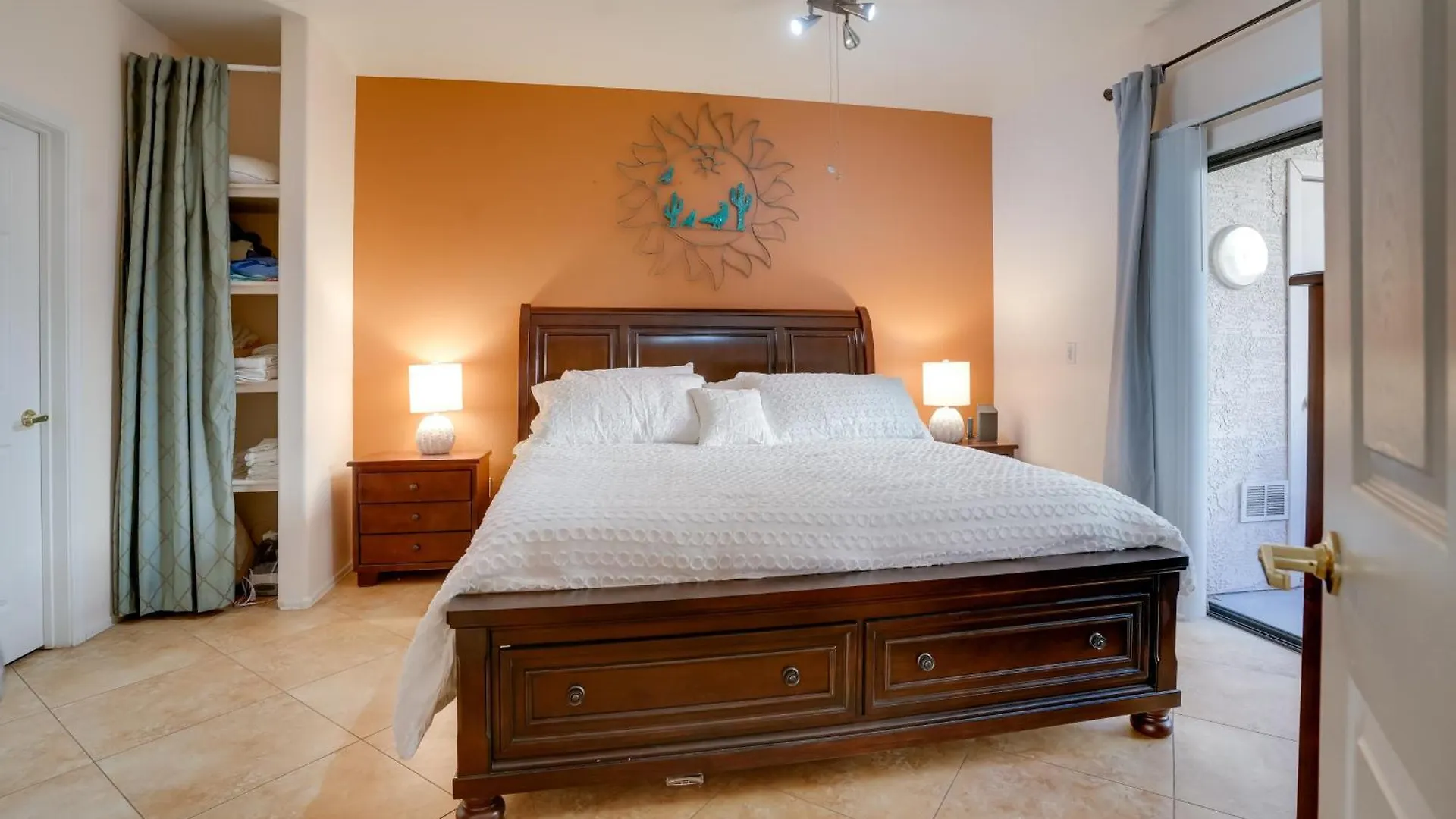 Διαμέρισμα Sunny First-Floor Phoenix Condo With Community Pool